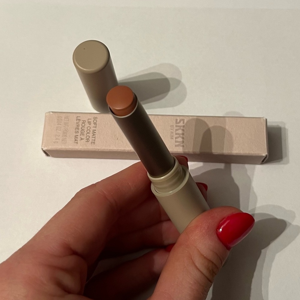 SKKN by Kim soft matte lip color nude 03